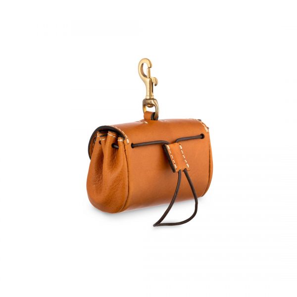Handbag for hygienic bags in handmade leather Kaide cognac three-quarter view